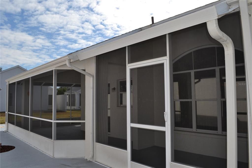 For Sale: $257,000 (2 beds, 2 baths, 1468 Square Feet)