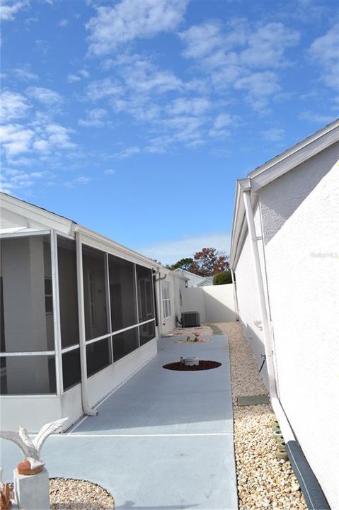 For Sale: $257,000 (2 beds, 2 baths, 1468 Square Feet)