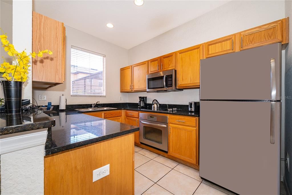 待售: $295,000 (4 贝兹, 3 浴室, 1440 平方英尺)