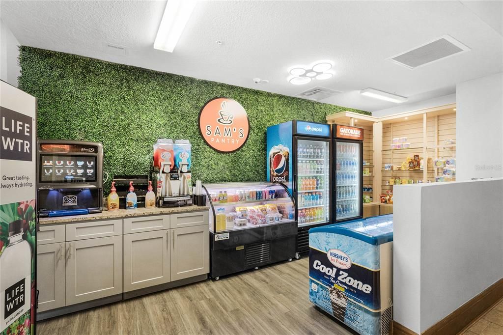 待售: $295,000 (4 贝兹, 3 浴室, 1440 平方英尺)