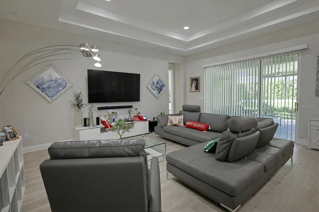 На продажу: $839,000 (5 спален, 3 ванн, 3631 Квадратных фут)