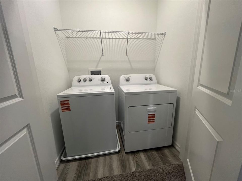 For Rent: $2,300 (3 beds, 2 baths, 1463 Square Feet)