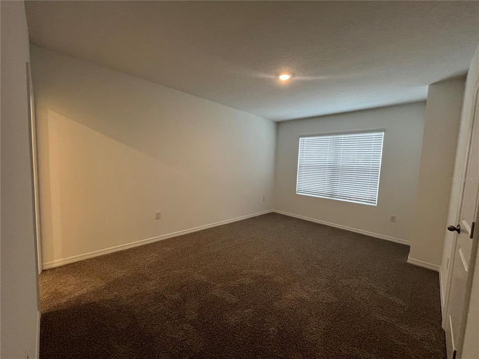 For Rent: $2,300 (3 beds, 2 baths, 1463 Square Feet)