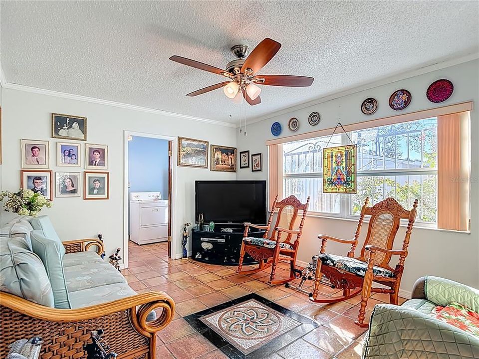 待售: $360,000 (3 贝兹, 2 浴室, 1344 平方英尺)