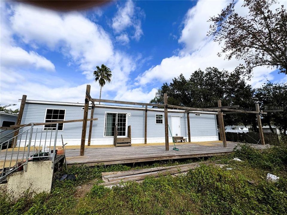 For Sale: $425,000 (3 beds, 2 baths, 1512 Square Feet)