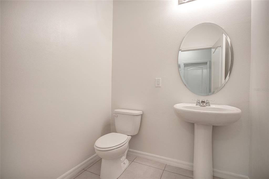 出租: $2,200 (3 贝兹, 2 浴室, 1732 平方英尺)