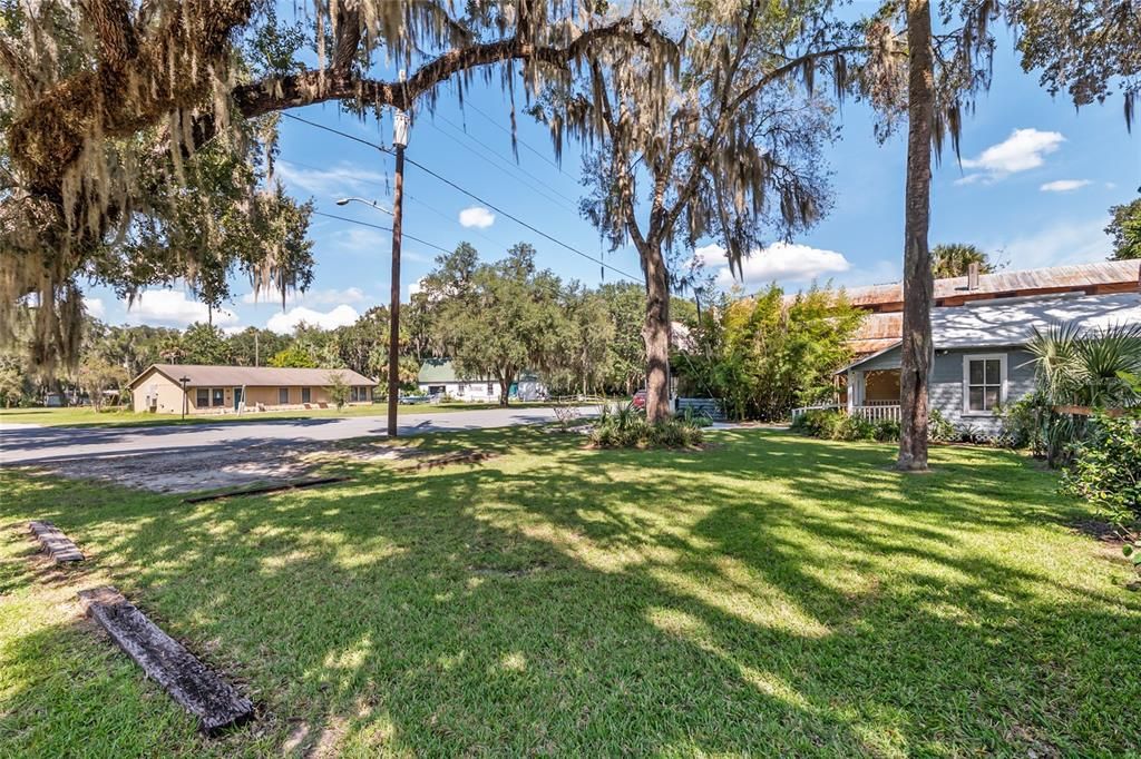 На продажу: $150,000 (1 спален, 1 ванн, 864 Квадратных фут)