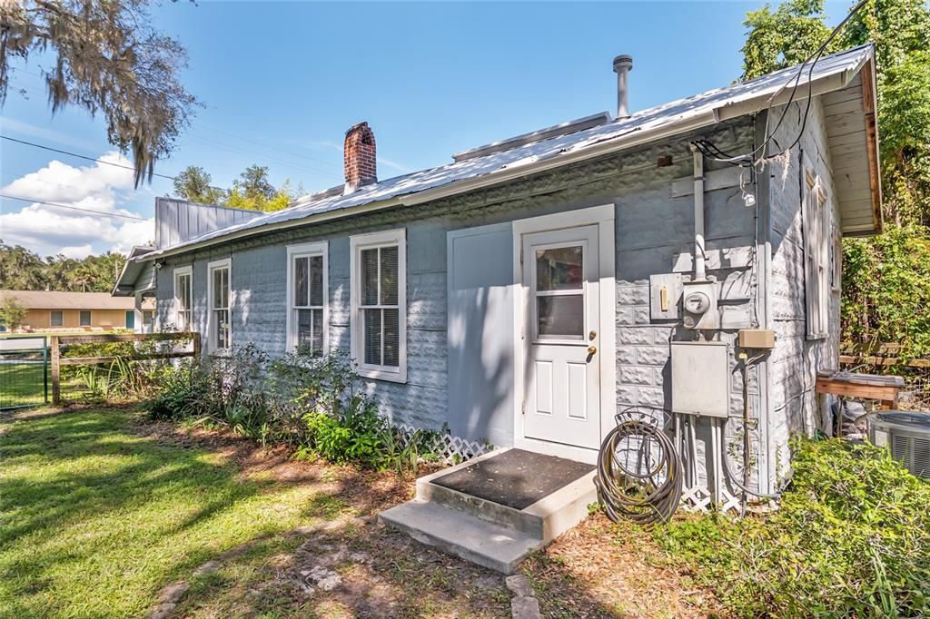 На продажу: $150,000 (1 спален, 1 ванн, 864 Квадратных фут)