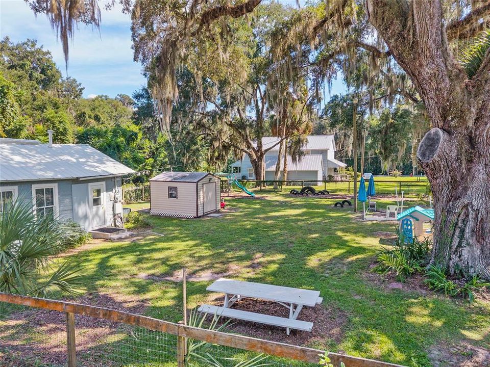 На продажу: $150,000 (1 спален, 1 ванн, 864 Квадратных фут)