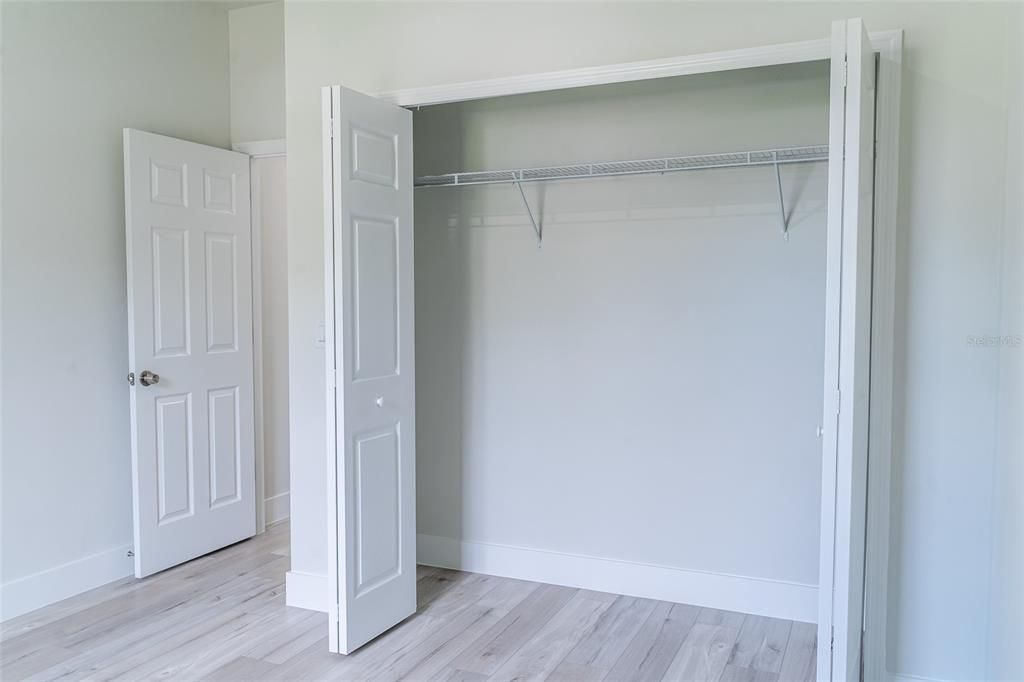 На продажу: $278,900 (3 спален, 2 ванн, 1529 Квадратных фут)