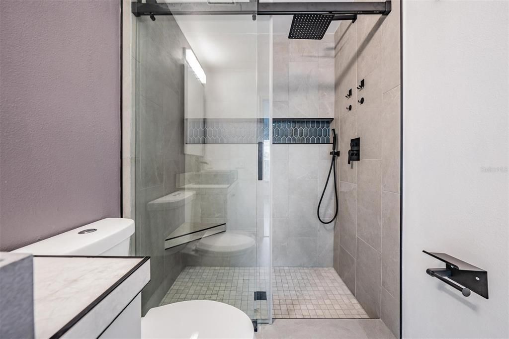 For Sale: $350,000 (3 beds, 2 baths, 1154 Square Feet)