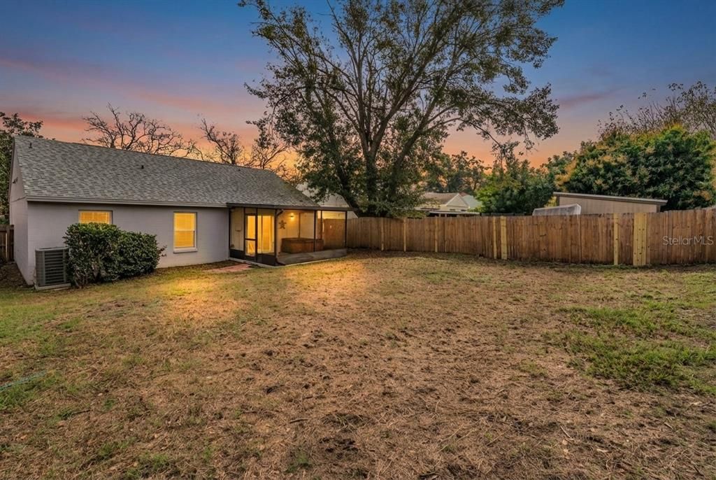 For Sale: $350,000 (3 beds, 2 baths, 1154 Square Feet)