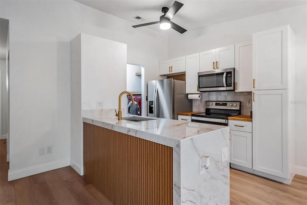 For Sale: $350,000 (3 beds, 2 baths, 1154 Square Feet)