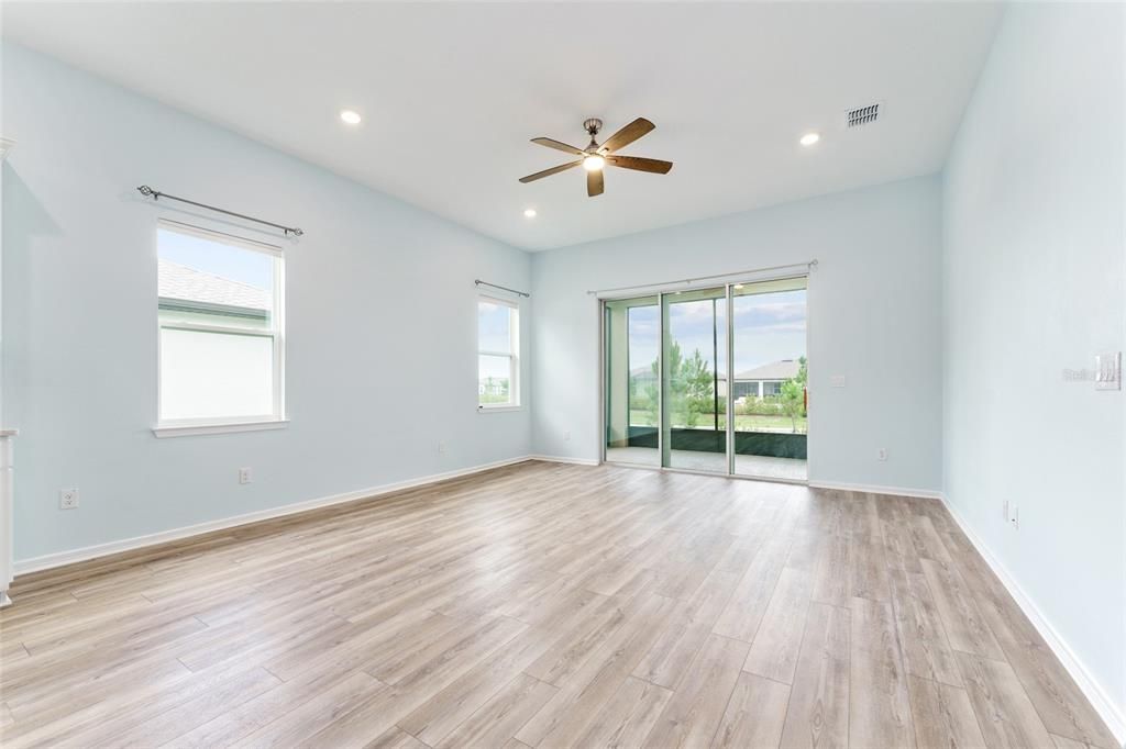 En Venta: $429,400 (2 camas, 2 baños, 1976 Pies cuadrados)