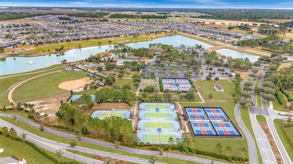 En Venta: $429,400 (2 camas, 2 baños, 1976 Pies cuadrados)