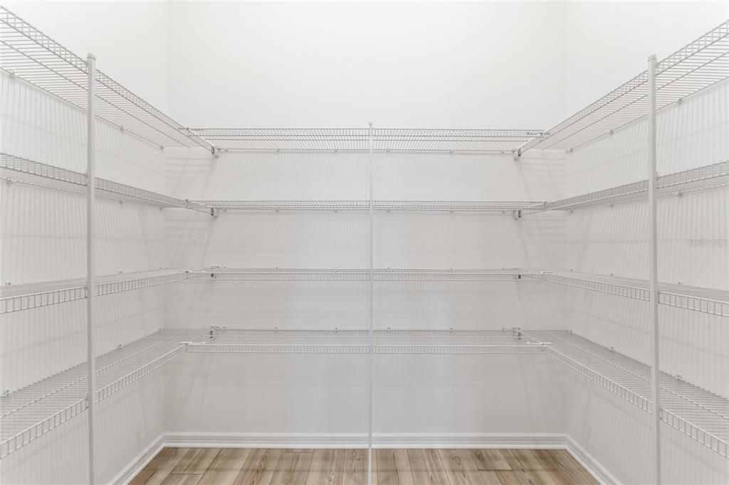 En Venta: $429,400 (2 camas, 2 baños, 1976 Pies cuadrados)