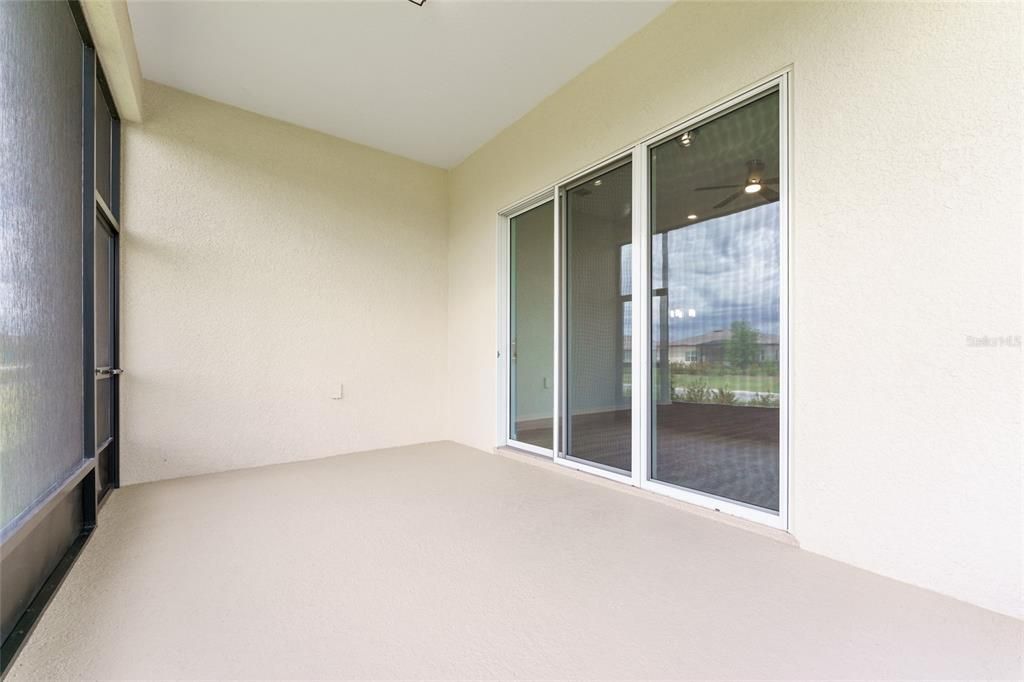 En Venta: $429,400 (2 camas, 2 baños, 1976 Pies cuadrados)