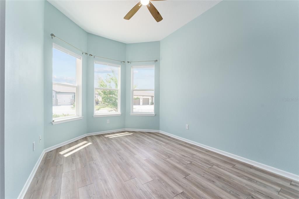 En Venta: $429,400 (2 camas, 2 baños, 1976 Pies cuadrados)