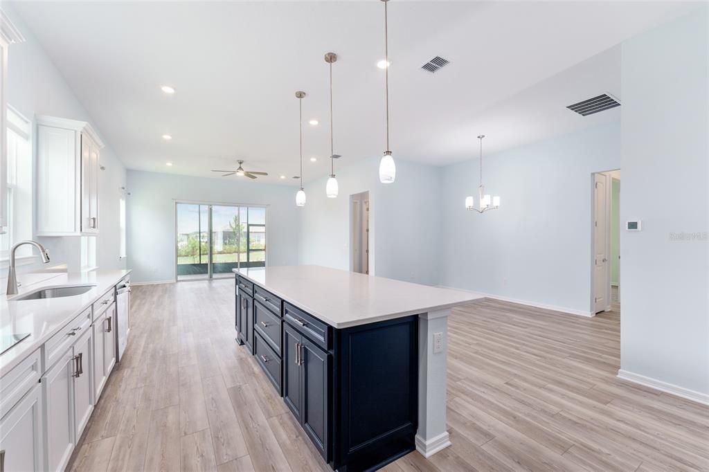 En Venta: $429,400 (2 camas, 2 baños, 1976 Pies cuadrados)