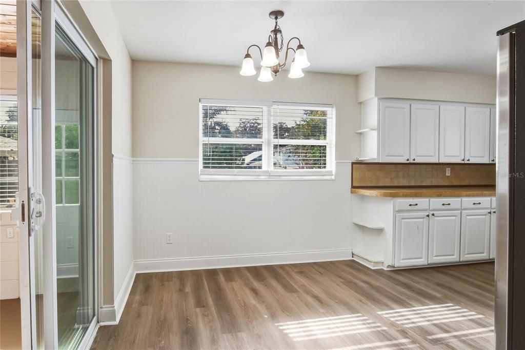 For Sale: $279,000 (4 beds, 2 baths, 2250 Square Feet)