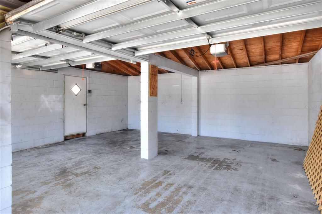 For Sale: $279,000 (4 beds, 2 baths, 2250 Square Feet)