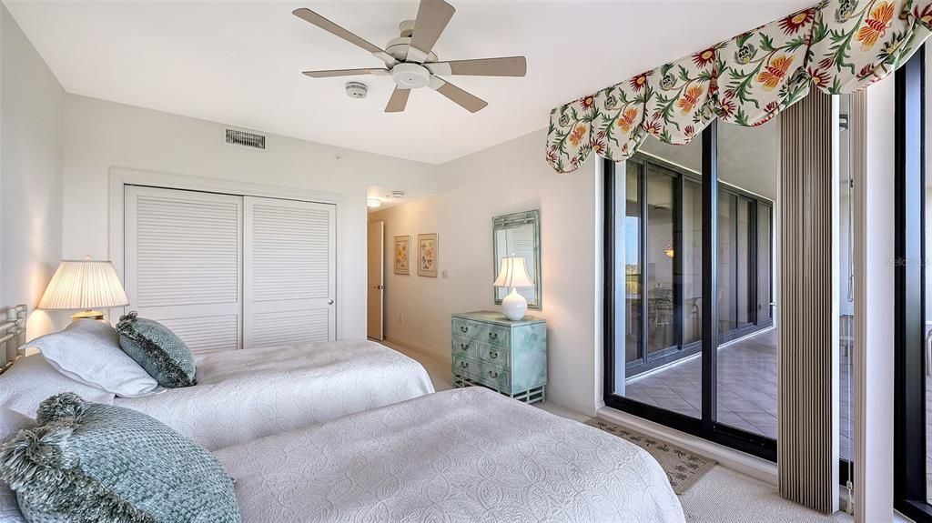 待售: $2,395,000 (3 贝兹, 3 浴室, 2580 平方英尺)