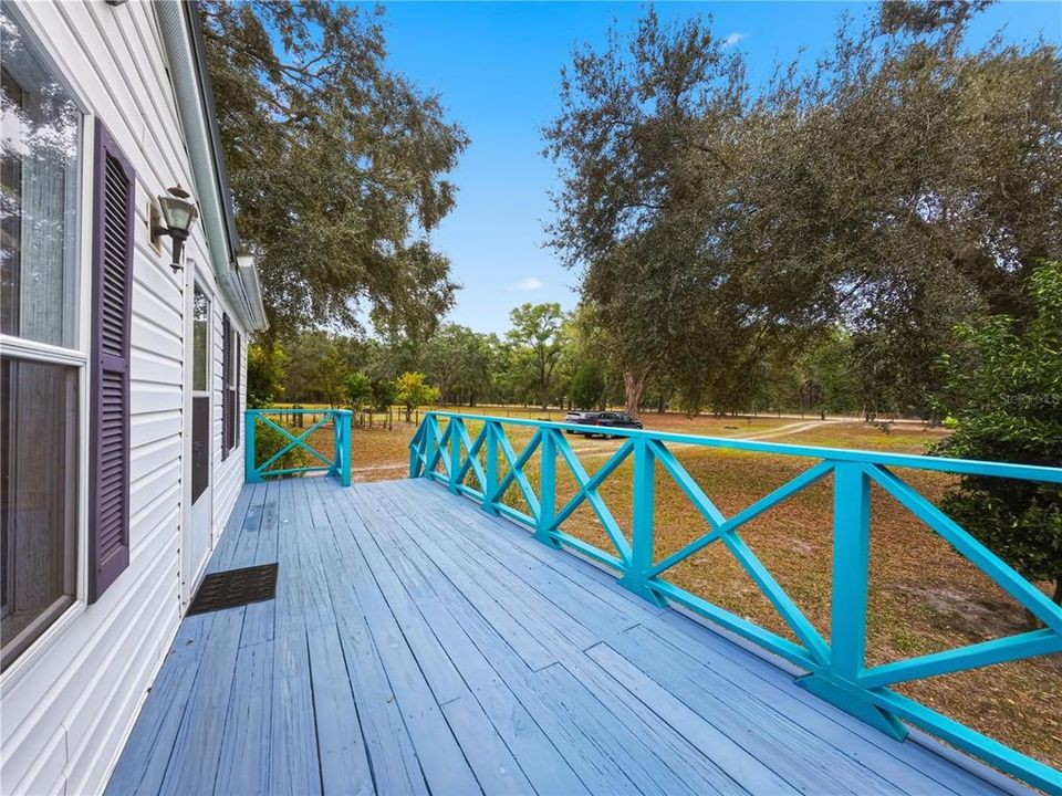 На продажу: $319,900 (3 спален, 2 ванн, 1296 Квадратных фут)