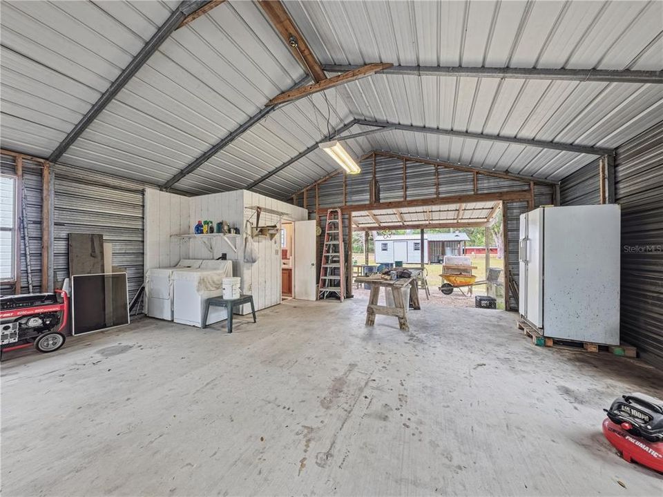 На продажу: $319,900 (3 спален, 2 ванн, 1296 Квадратных фут)