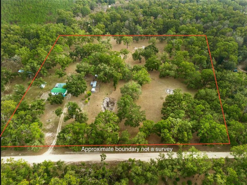 На продажу: $319,900 (3 спален, 2 ванн, 1296 Квадратных фут)