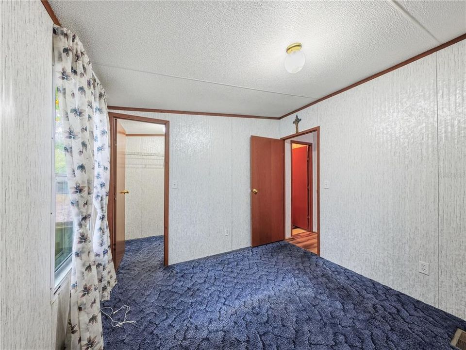 На продажу: $319,900 (3 спален, 2 ванн, 1296 Квадратных фут)