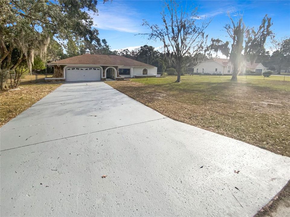 For Sale: $366,000 (3 beds, 2 baths, 2017 Square Feet)