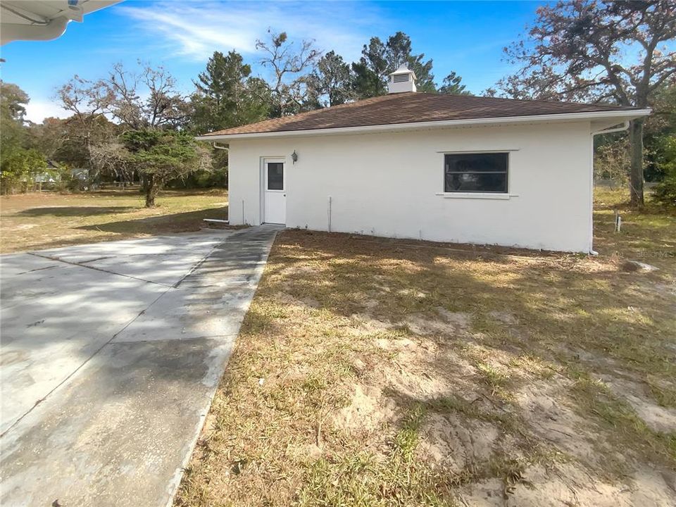 For Sale: $366,000 (3 beds, 2 baths, 2017 Square Feet)