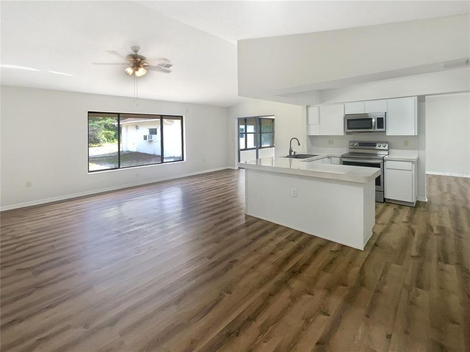 For Sale: $366,000 (3 beds, 2 baths, 2017 Square Feet)