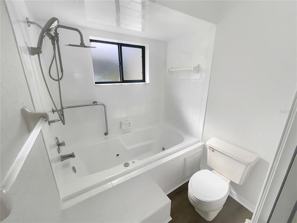 For Sale: $366,000 (3 beds, 2 baths, 2017 Square Feet)