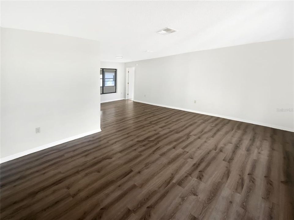 For Sale: $366,000 (3 beds, 2 baths, 2017 Square Feet)