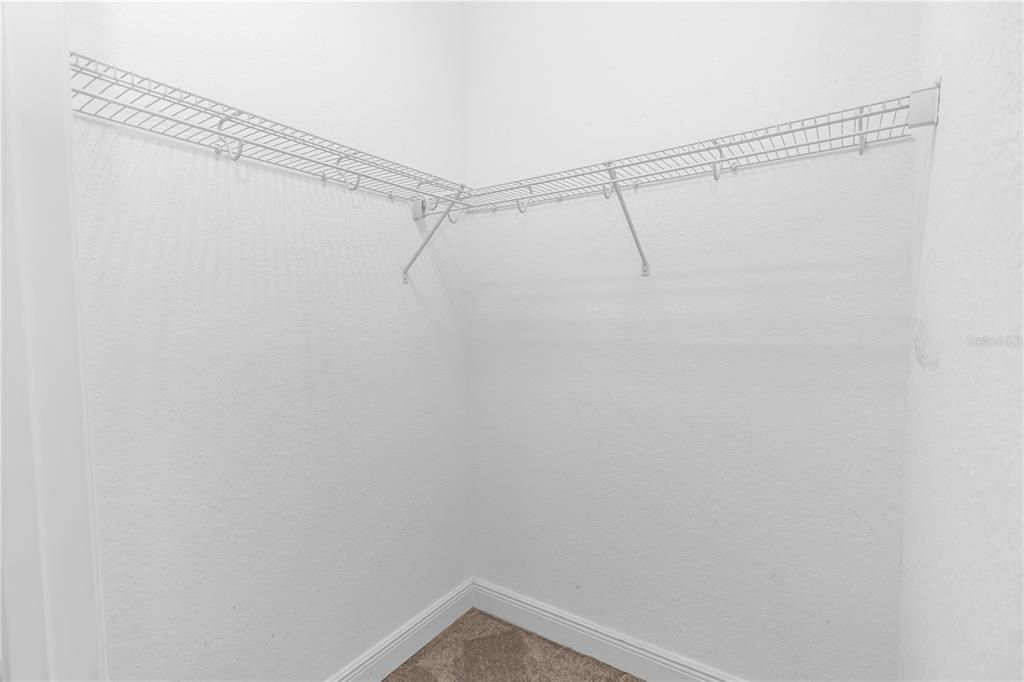 For Sale: $515,000 (4 beds, 3 baths, 2386 Square Feet)