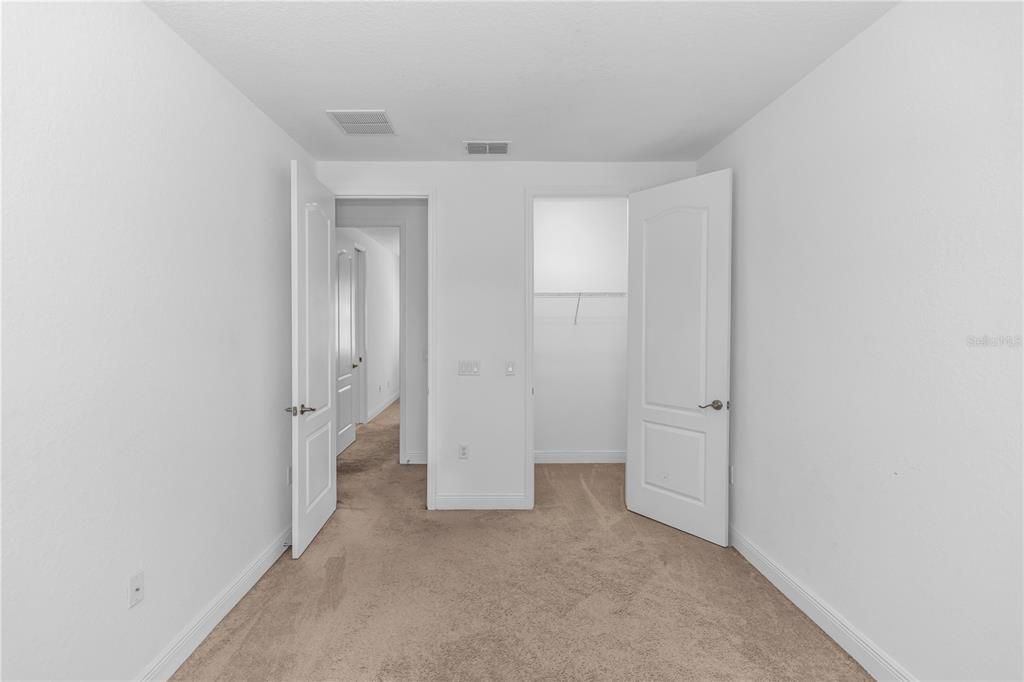 For Sale: $515,000 (4 beds, 3 baths, 2386 Square Feet)