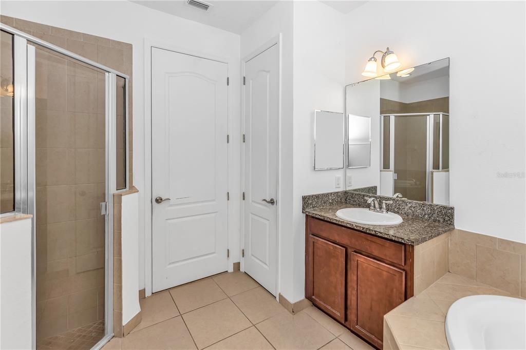 For Sale: $515,000 (4 beds, 3 baths, 2386 Square Feet)