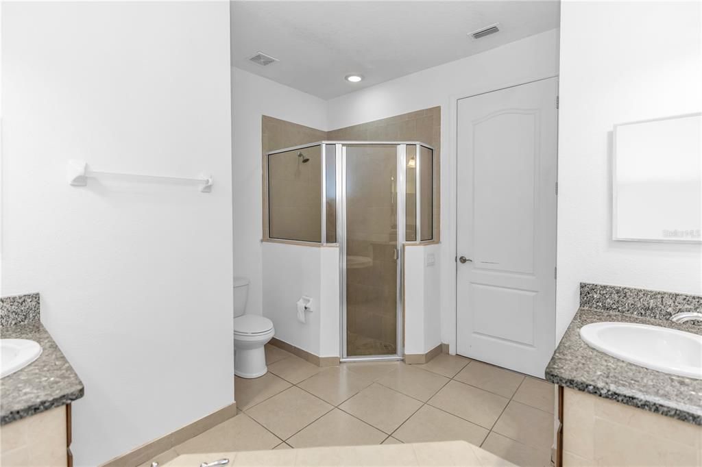 For Sale: $515,000 (4 beds, 3 baths, 2386 Square Feet)