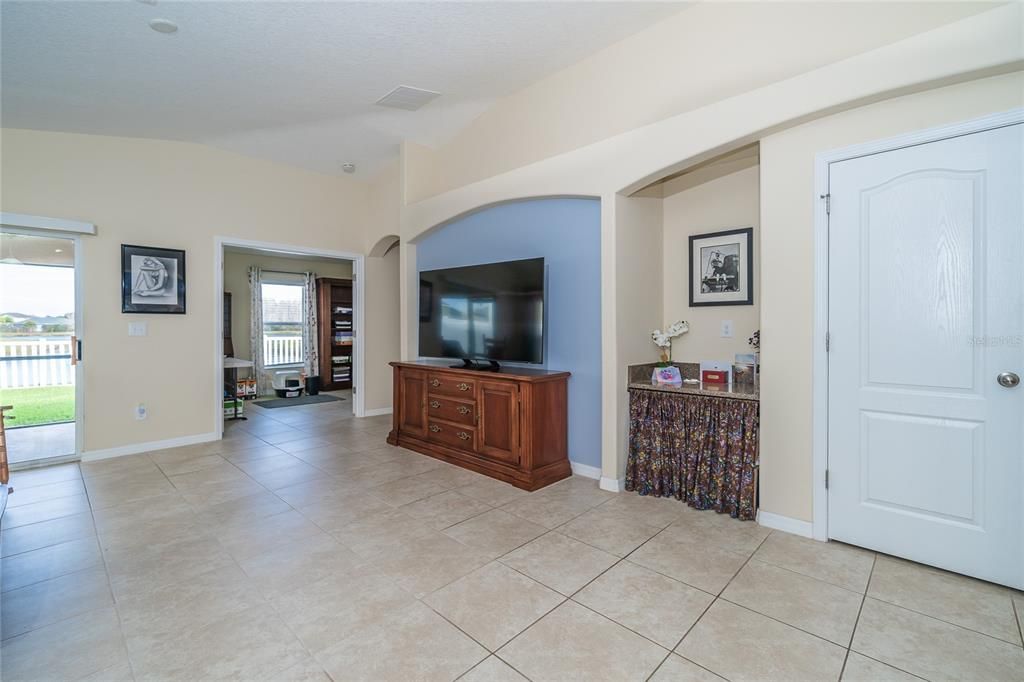 For Sale: $450,000 (3 beds, 2 baths, 2063 Square Feet)