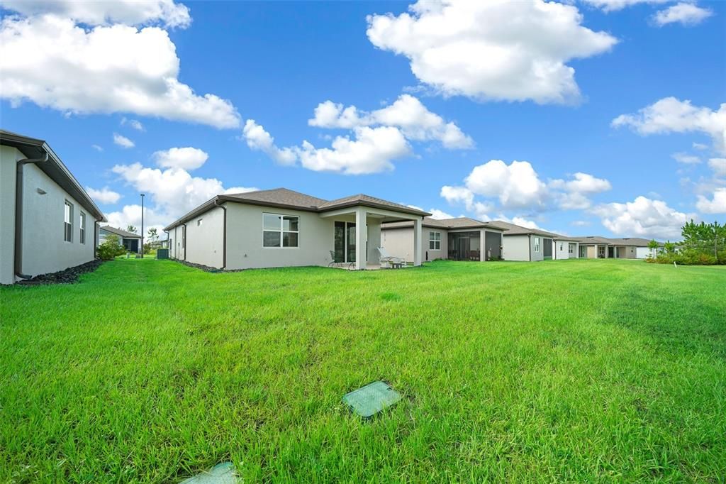 For Sale: $304,900 (2 beds, 2 baths, 1406 Square Feet)