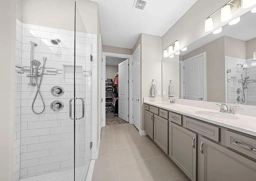 For Sale: $304,900 (2 beds, 2 baths, 1406 Square Feet)