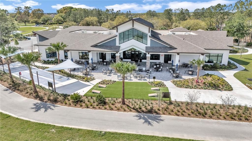 For Sale: $304,900 (2 beds, 2 baths, 1406 Square Feet)