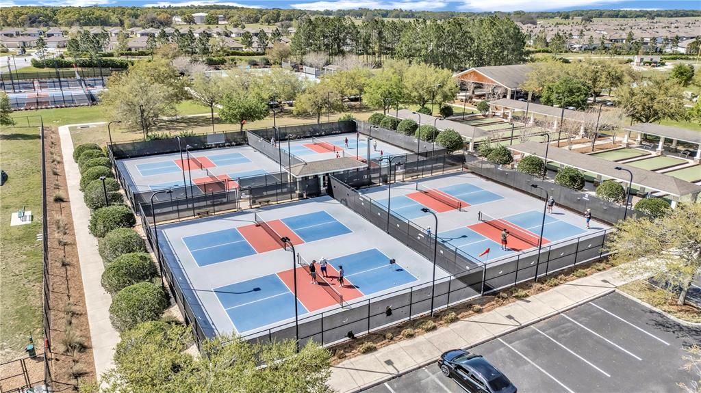 For Sale: $304,900 (2 beds, 2 baths, 1406 Square Feet)