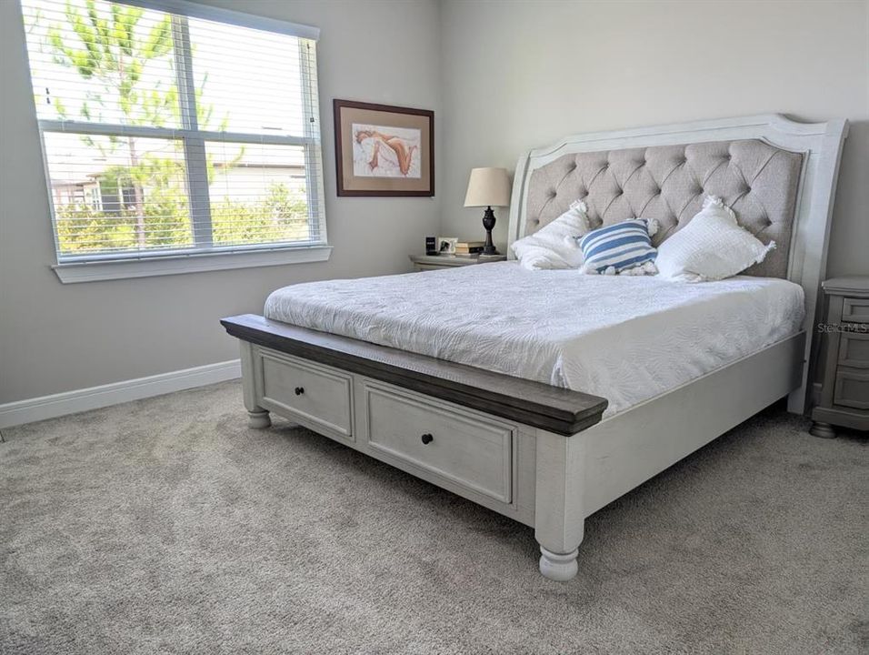 For Sale: $304,900 (2 beds, 2 baths, 1406 Square Feet)