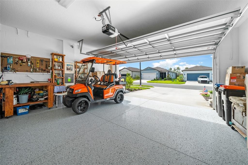 For Sale: $304,900 (2 beds, 2 baths, 1406 Square Feet)