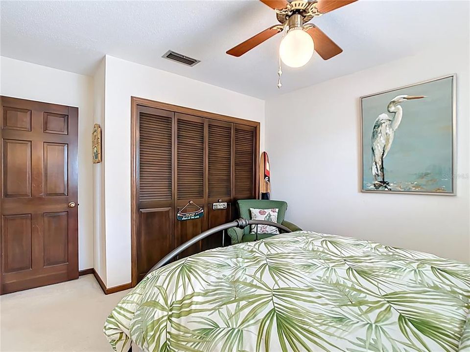 待售: $539,000 (2 贝兹, 2 浴室, 1736 平方英尺)