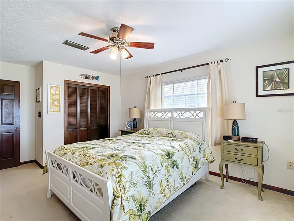 待售: $539,000 (2 贝兹, 2 浴室, 1736 平方英尺)