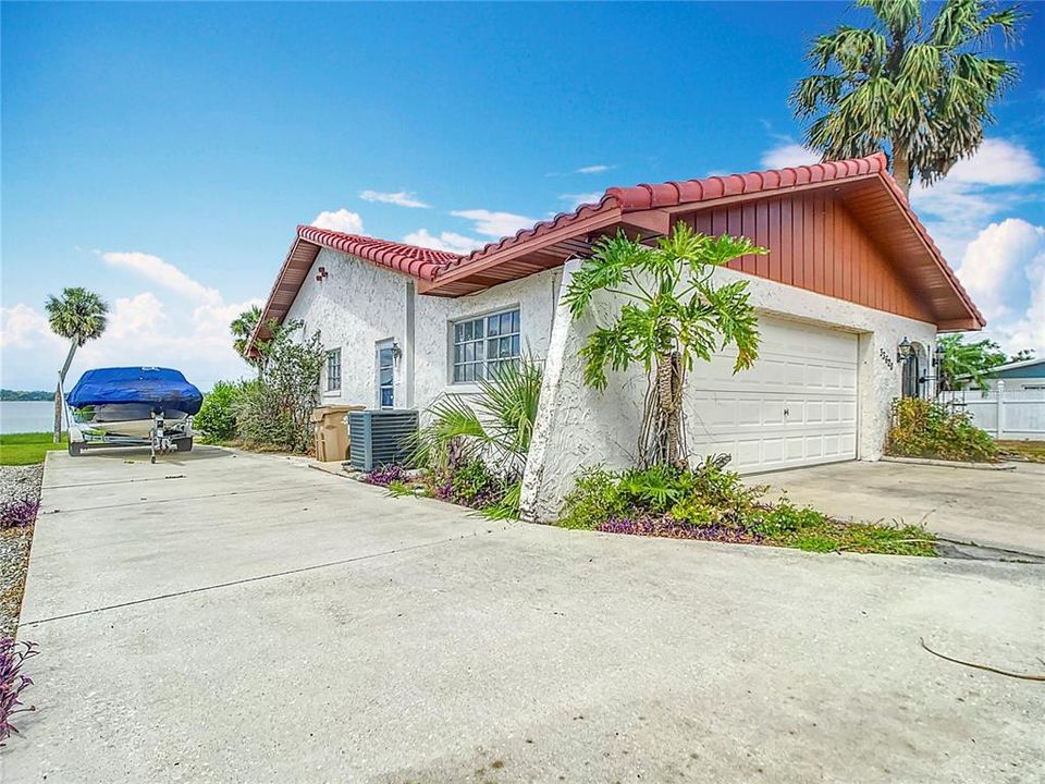 待售: $539,000 (2 贝兹, 2 浴室, 1736 平方英尺)