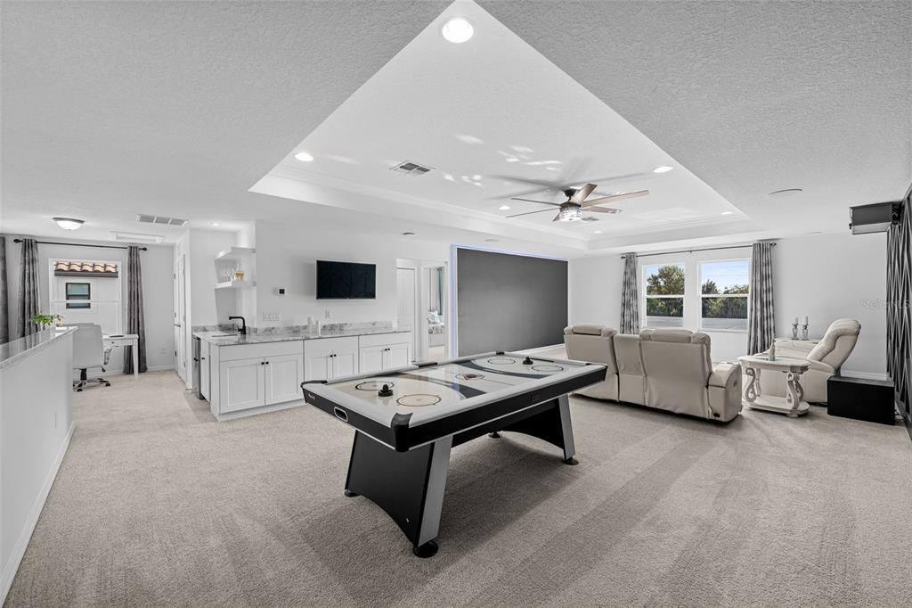 待售: $1,475,000 (5 贝兹, 4 浴室, 4490 平方英尺)